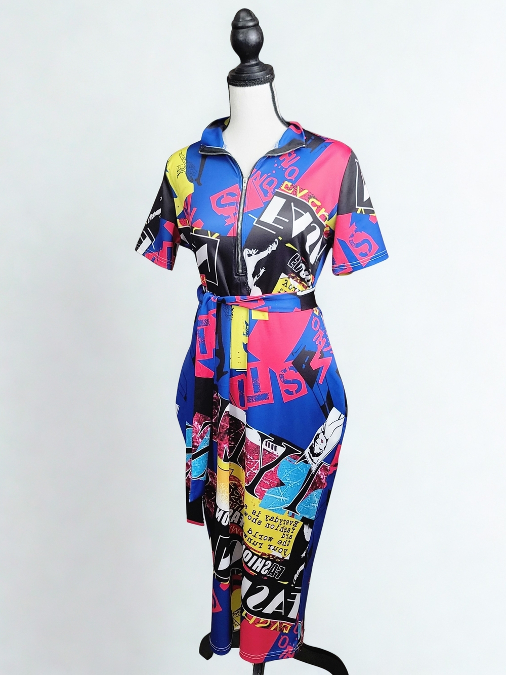 Bold Multi‑Color Graphic Stretch Dress Belted Short Sleeve 80s 90s Bodycon